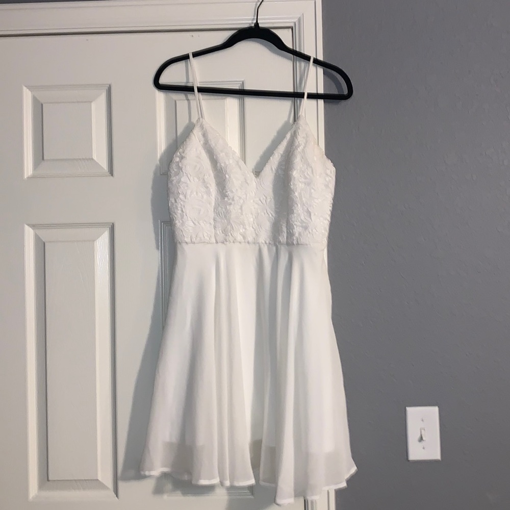 White lace dress